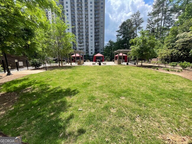 Building Photo - 796 Hammond Dr