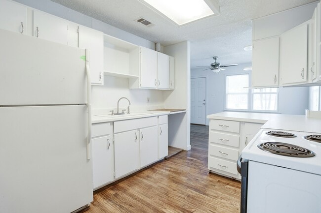 Building Photo - 116 Corbin Ln