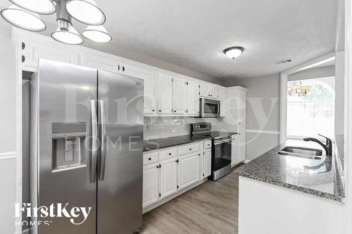 Building Photo - 1555 Wynfield Dr