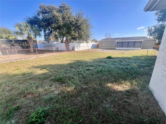 Building Photo - 9504 Richwood Ln