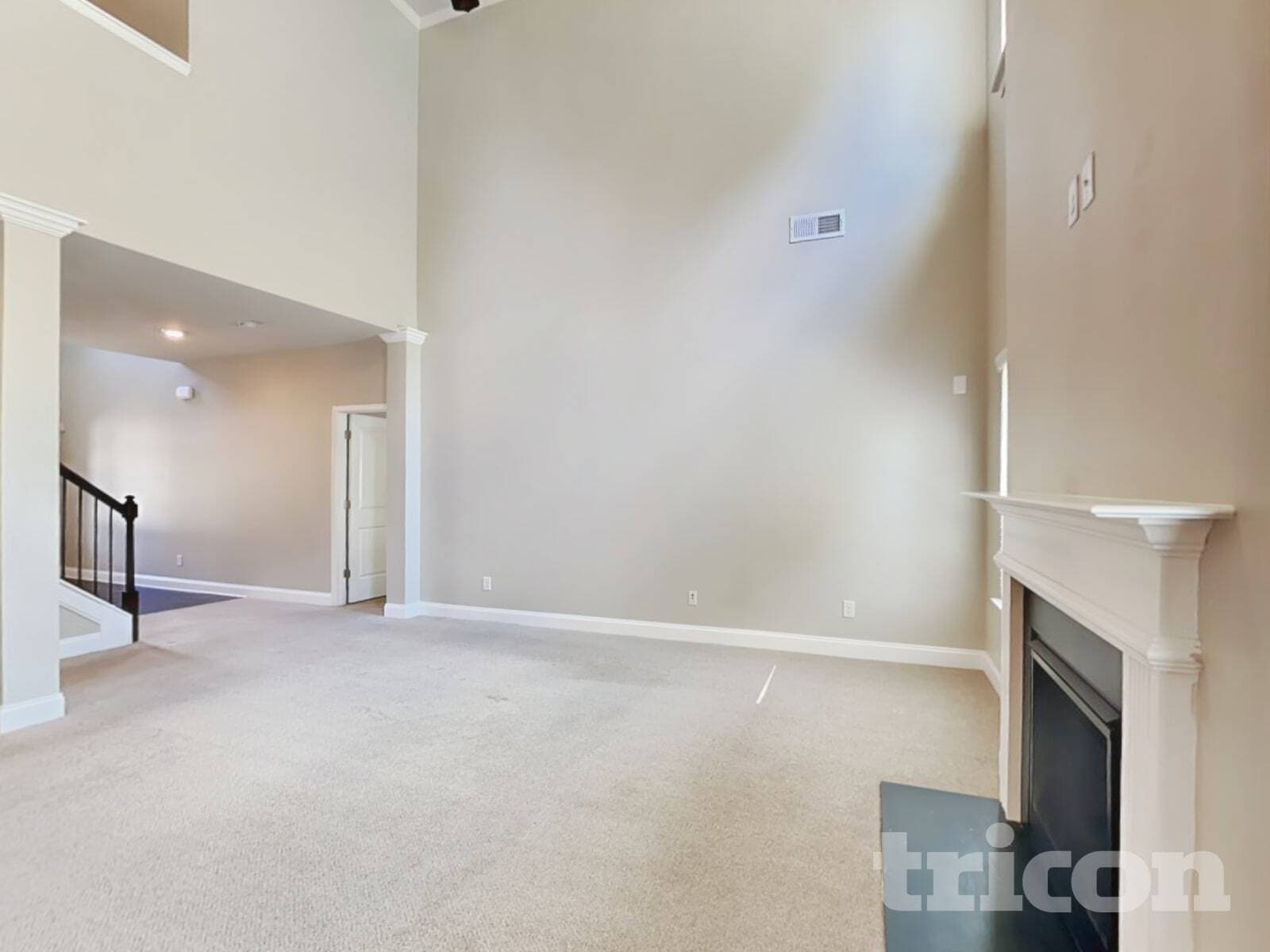 Building Photo - 301 Scenic View Ln