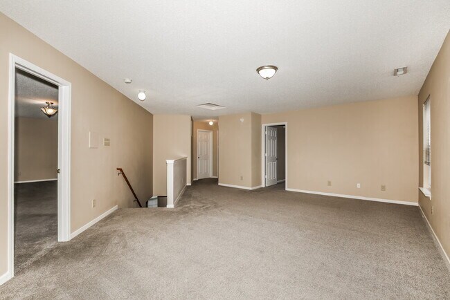 Building Photo - 15213 Beam St