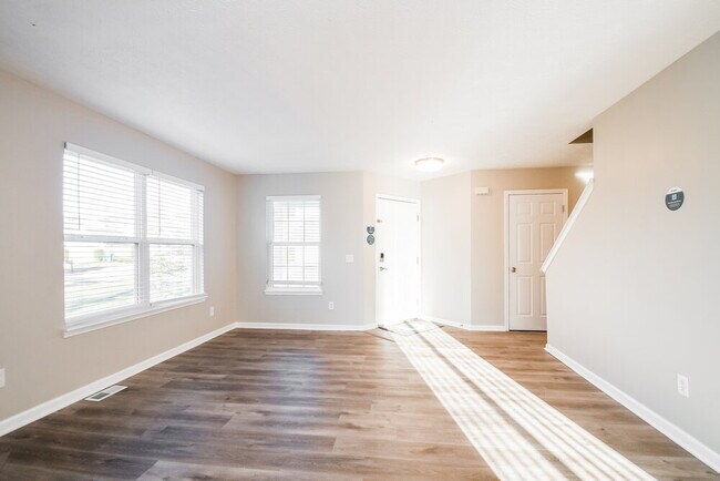 Building Photo - 8078 Carina Dr