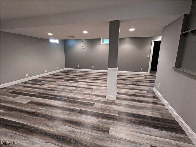 Building Photo - 7912 Wildel Dr