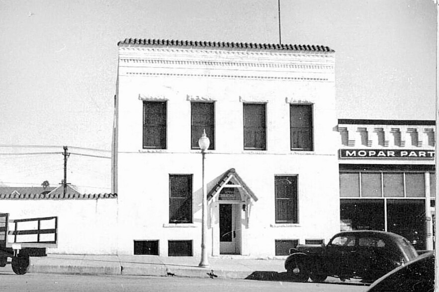 1940's - 240 Main St