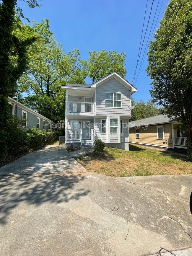 Building Photo - 1135 Coleman St SW