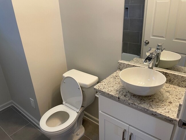 Building Photo - Fully Renovated Home For Rent