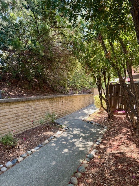 Building Photo - 1407 Marchbanks Dr