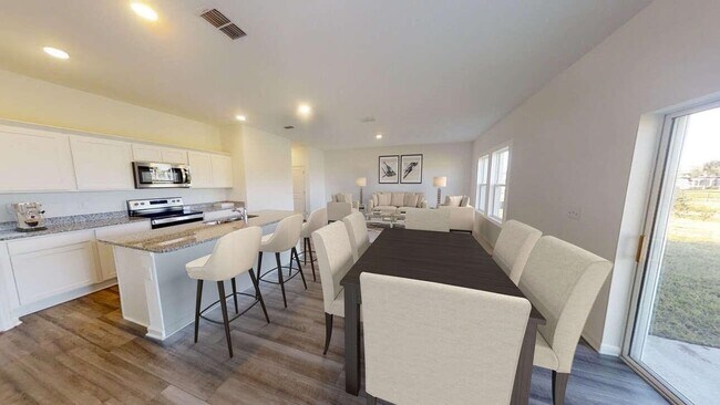 Building Photo - 14802 Calderon Dr