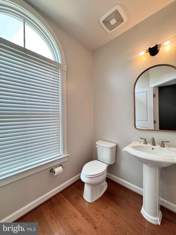 Building Photo - 20649 Duxbury Terrace