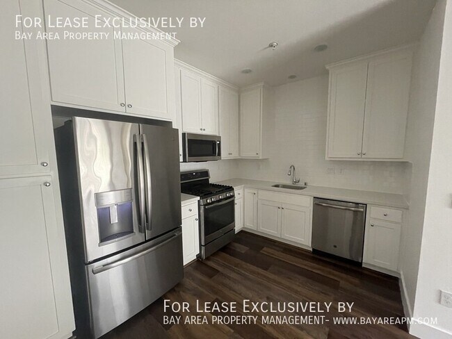Building Photo - 195 Avenue Cabrillo-8