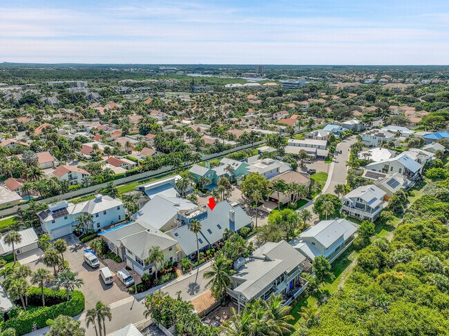 Building Photo - 600 Xanadu Pl