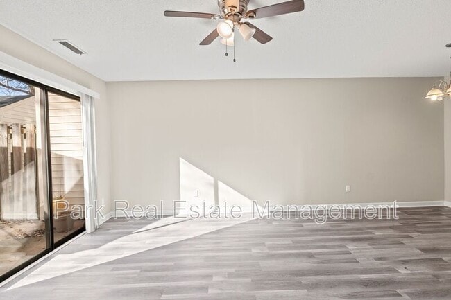 Building Photo - 1507 Clermont Rd