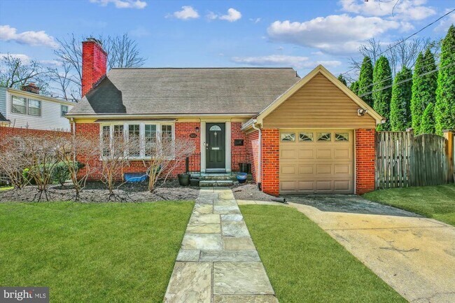 Primary Photo - 5213 Rayland Dr