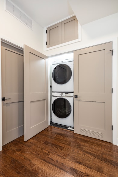 Building Photo - 1613 N 33rd St