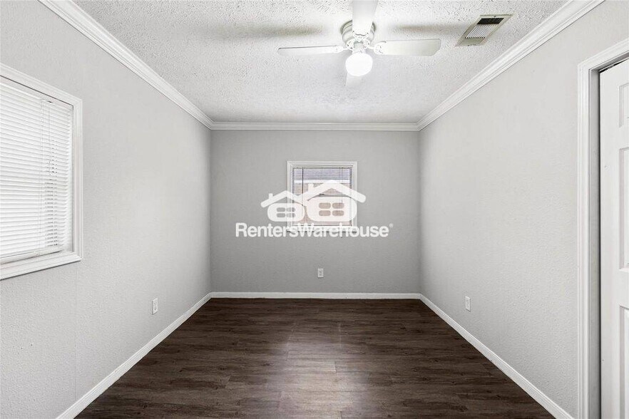 Building Photo - 12109 22nd St