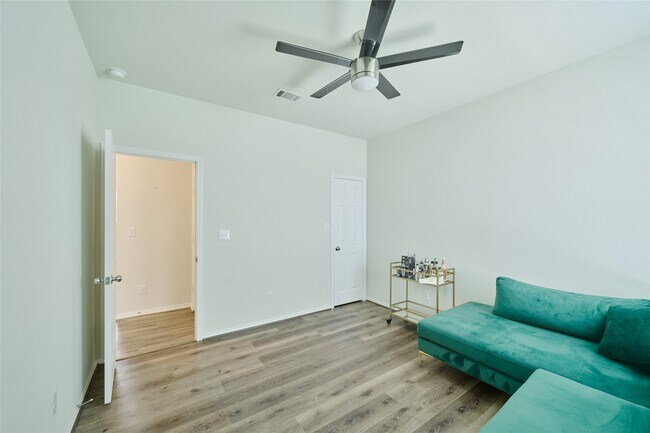 Building Photo - 4201 Amber Ruse Dr