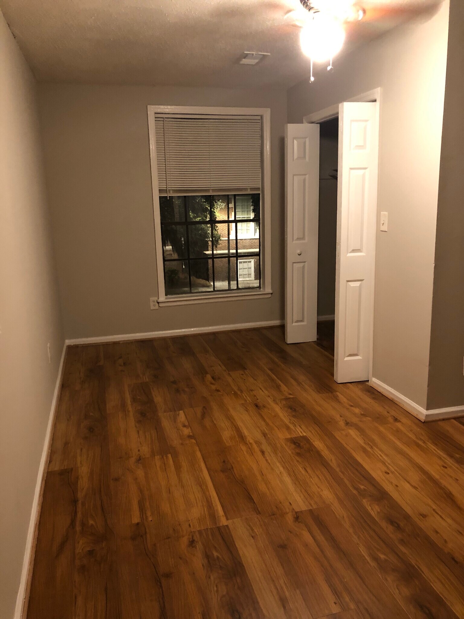 Apt. C Bedroom - 1107 E Anderson St