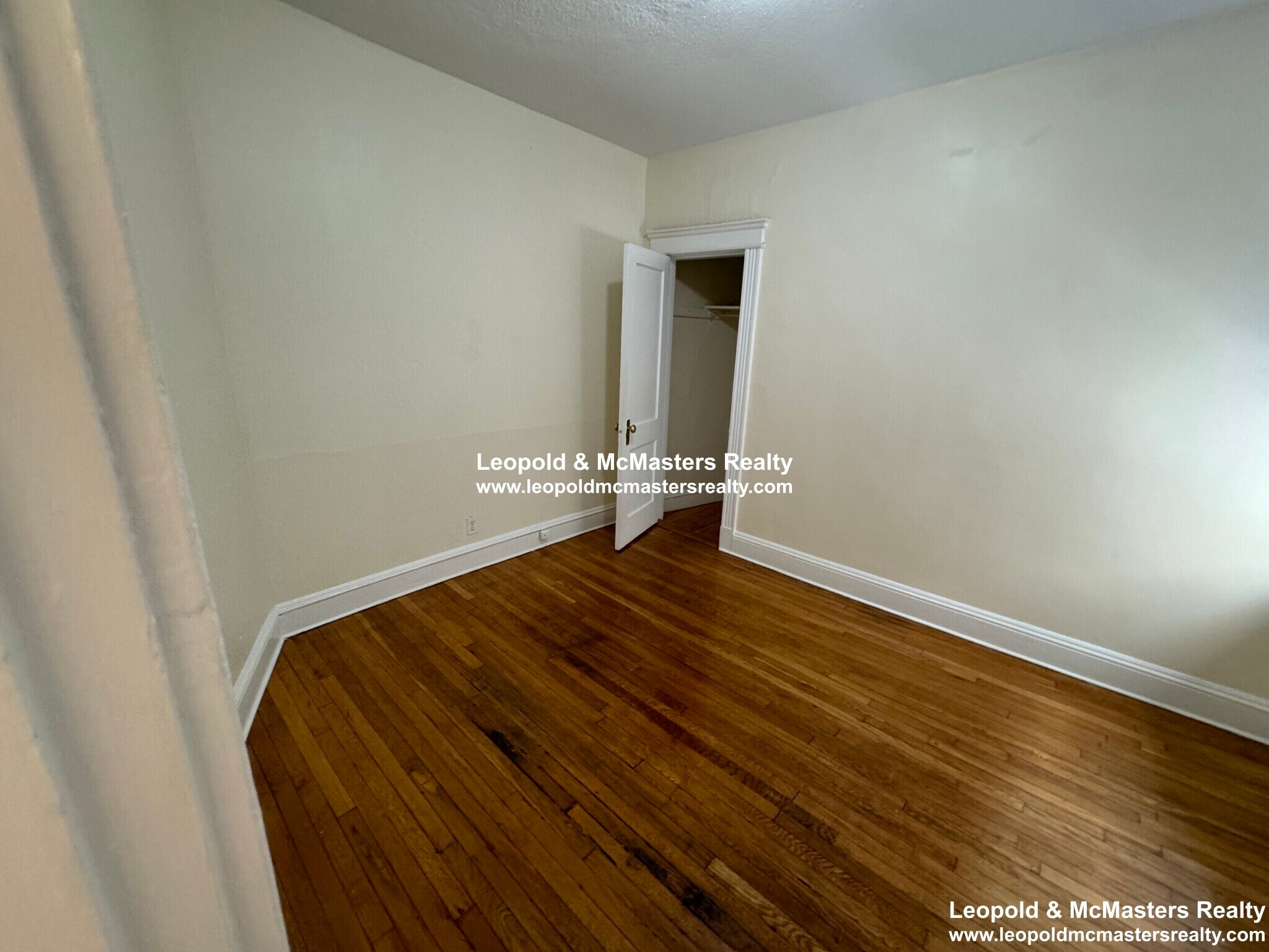 Building Photo - 230 Fuller St