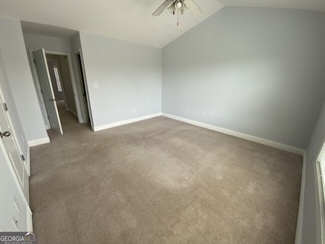 Building Photo - 417 Whitehall Rd