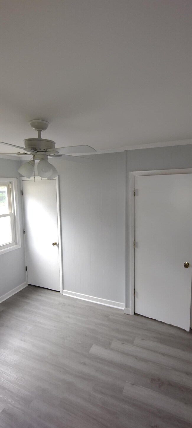 Building Photo - 1485 Morgan Dr