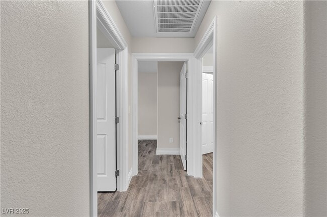 Building Photo - 7820 Milkweed Ct