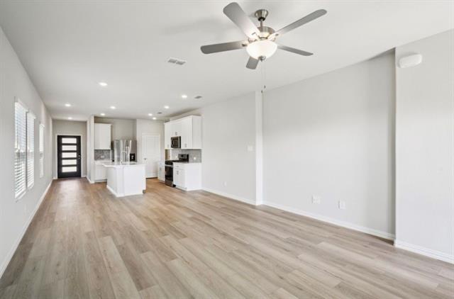 Building Photo - 808 Leavenworth Dr