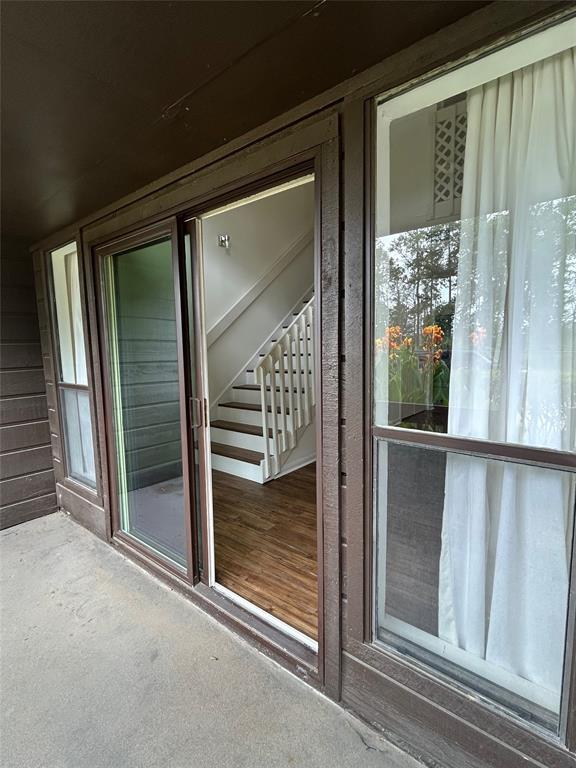 Building Photo - 12755 Mill Ridge Dr