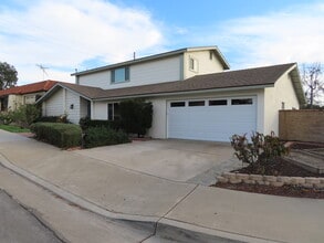 Building Photo - 830 E Tularosa Ave
