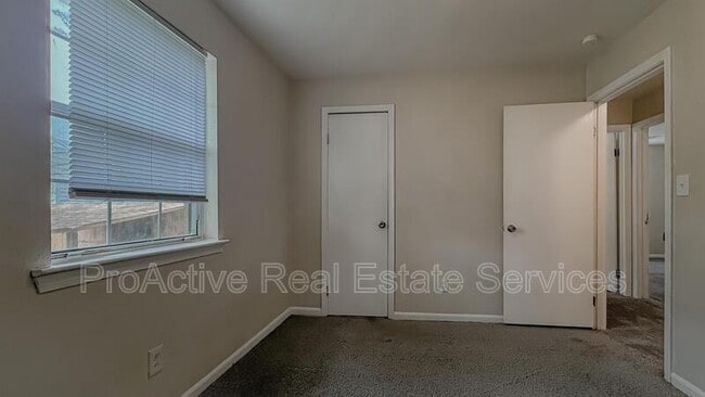 Building Photo - 4305 Tides Ct