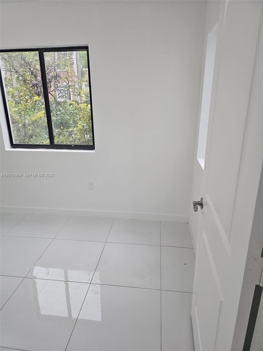 Building Photo - 2773 NW 43rd Ter