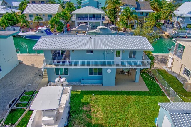 Building Photo - 280 Airport Dr S