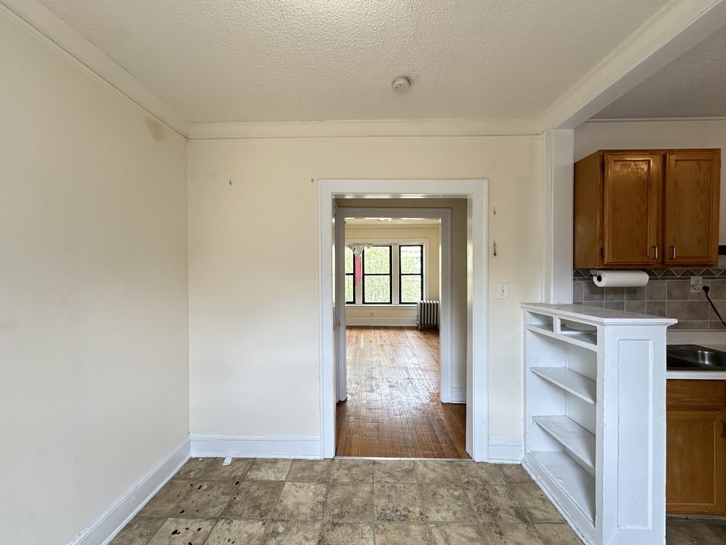 Building Photo - 2332 N Spaulding Ave