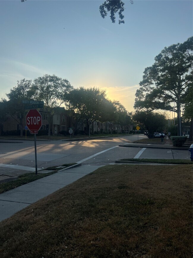 Building Photo - 14370 Misty Meadow Ln