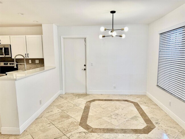 Building Photo - 5357 Buckhead Cir