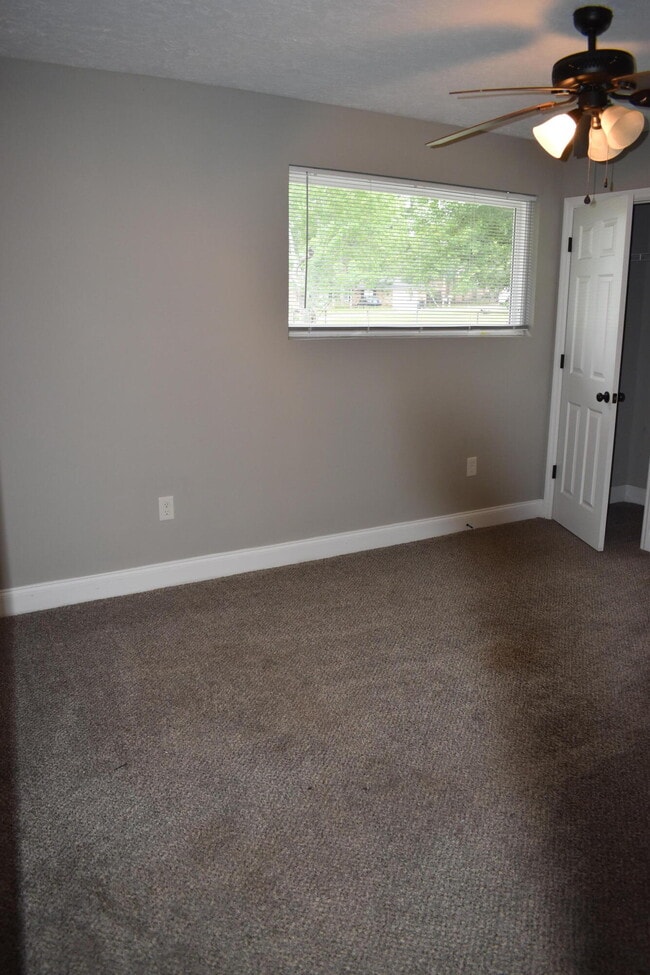 Building Photo - 2922 Nighthawk Dr