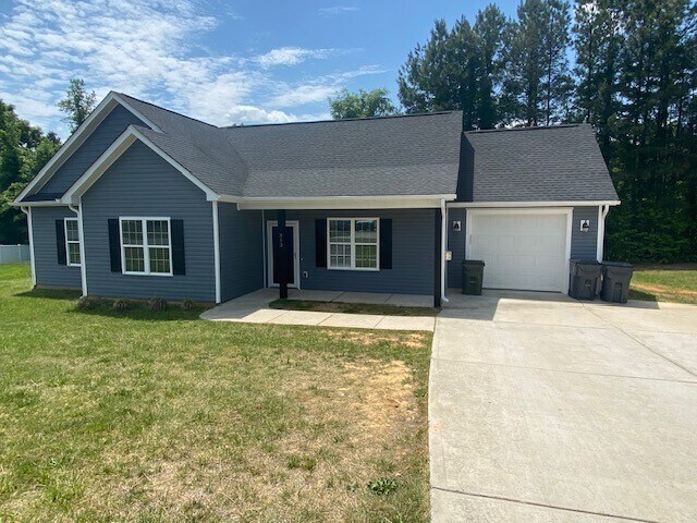 Primary Photo - 313 Keeneland Dr