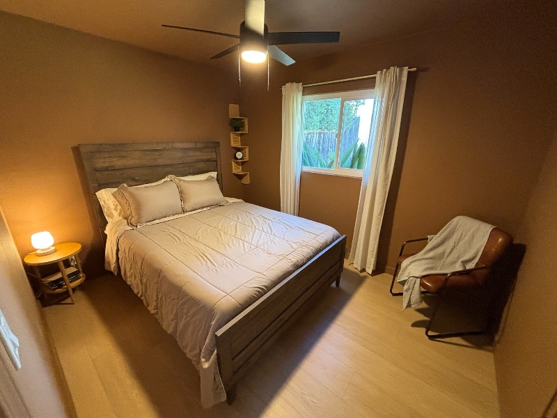 Building Photo - 1095 Calle Jazmin