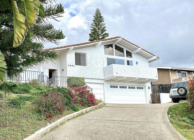 Primary Photo - 2681 Montrose Pl