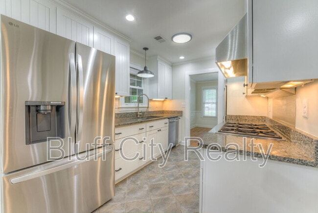 Building Photo - 7238 McVay Rd