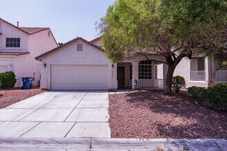 Building Photo - 1 Story home located in Silverado Ranch