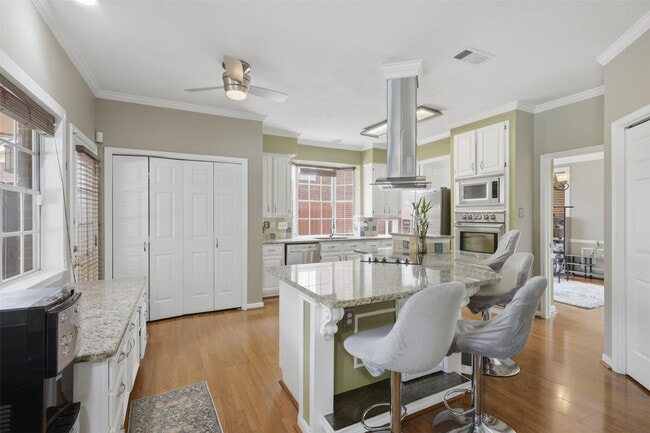 Building Photo - 2114 Gentryside Dr