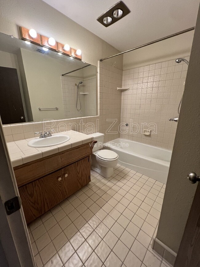 Building Photo - 3616 Cherryglen Way