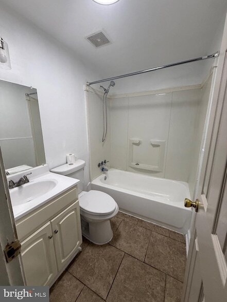 Building Photo - 21 Monhegan Ct