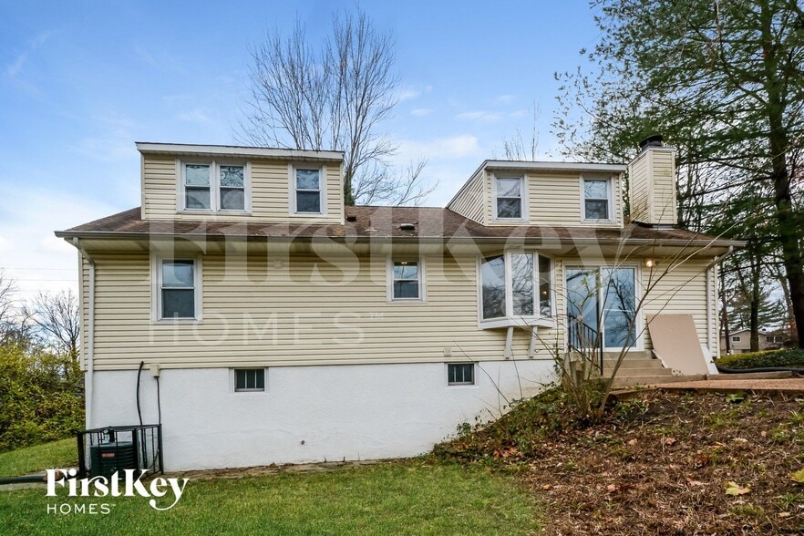 Building Photo - 5415 Parker Rd