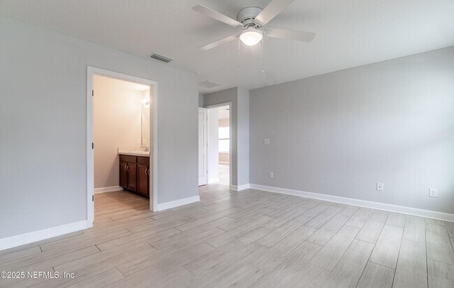 Building Photo - 15078 Rain Lily St