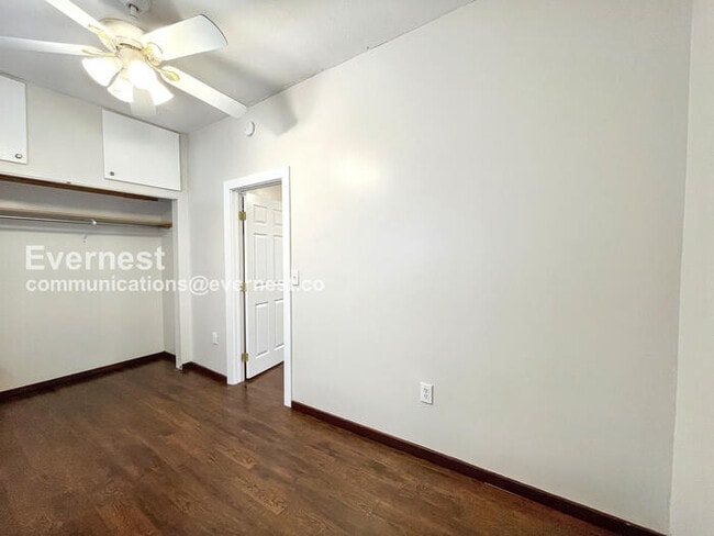 Building Photo - 1336 Kalamath St