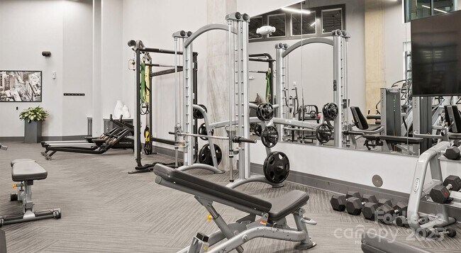 Building Photo - 145 New Bern St