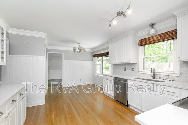 Building Photo - 11000 May Apple Terrace