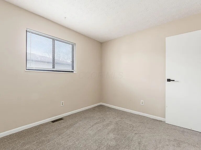 Building Photo - 2025 Burwell Dr